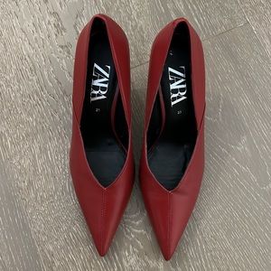 Zara Leather Heels with Pointed Toe Red, 6 1/2